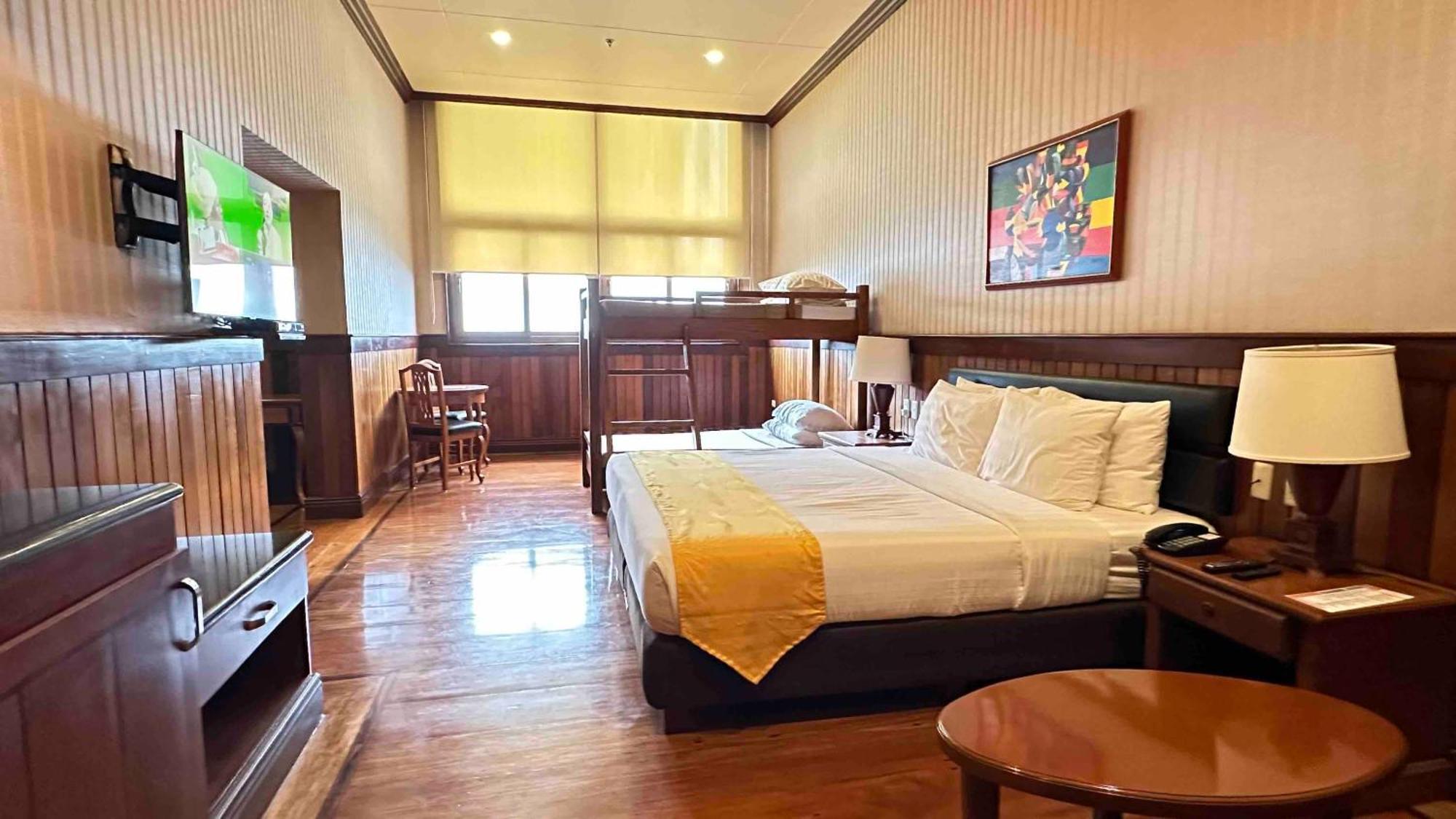 Alta D' Tagaytay Hotel Tagaytay City Ngoại thất bức ảnh